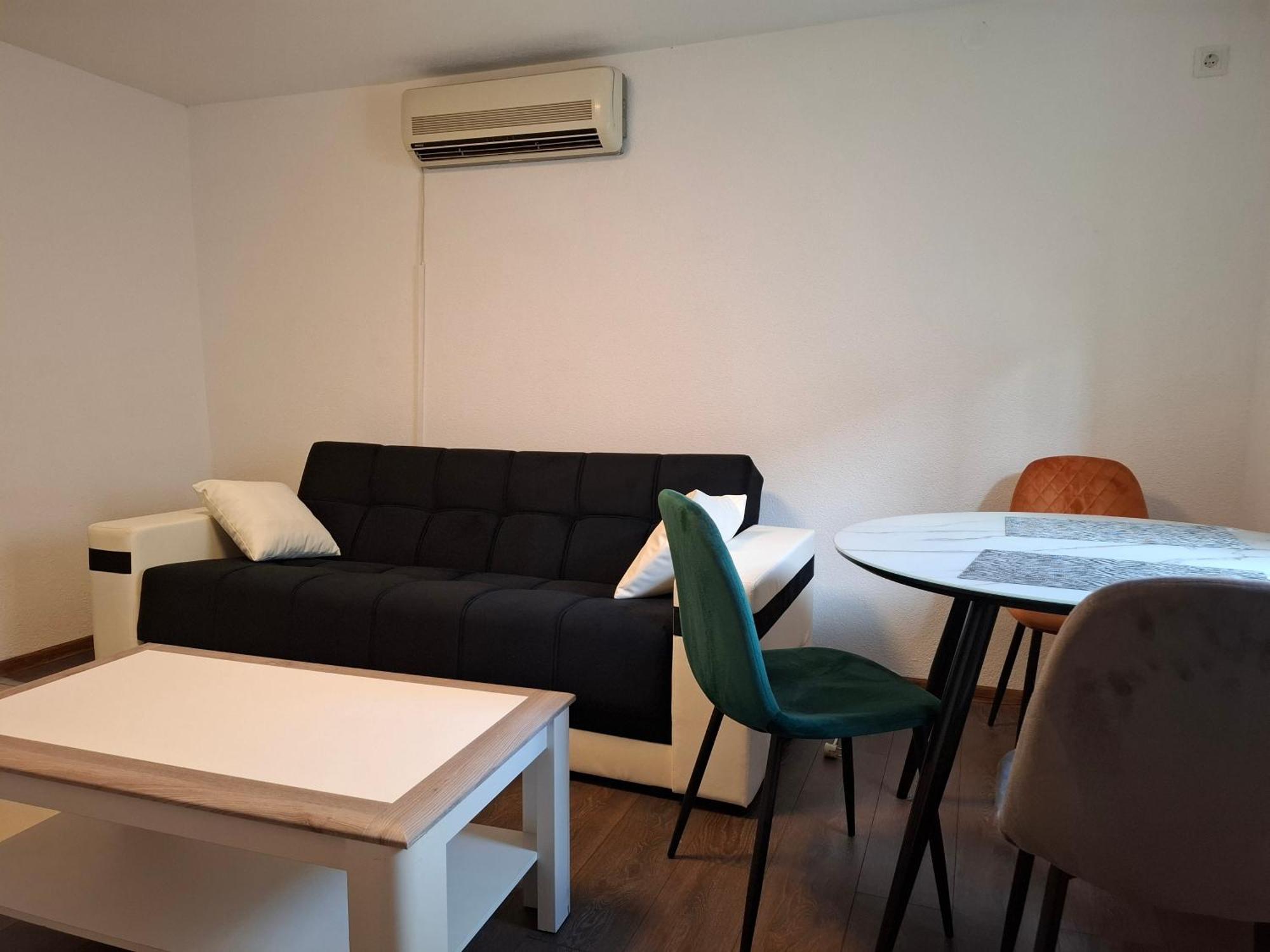 Art House 2 Apartment Мостар Екстериор снимка